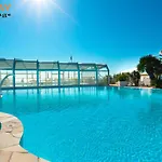 Hotel Des Bains 3*