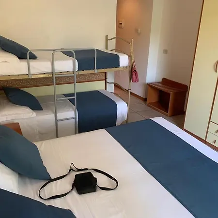 Hotel Des Bains 3*