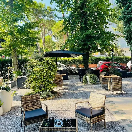 Otel Des Bains Milano Marittima