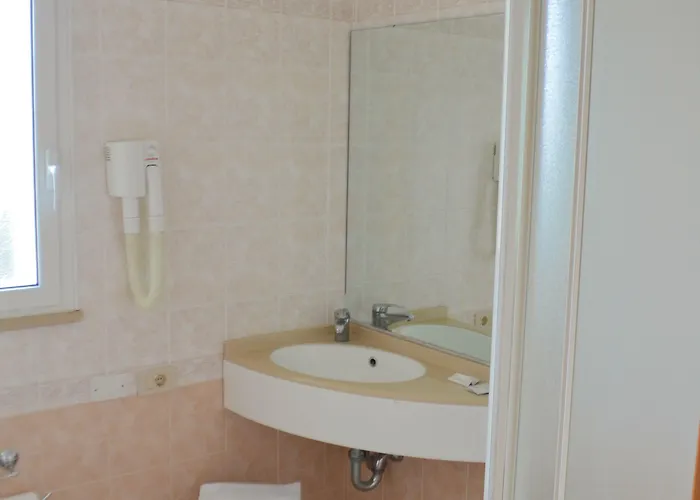 Des Bains 3* 米兰马瑞提那