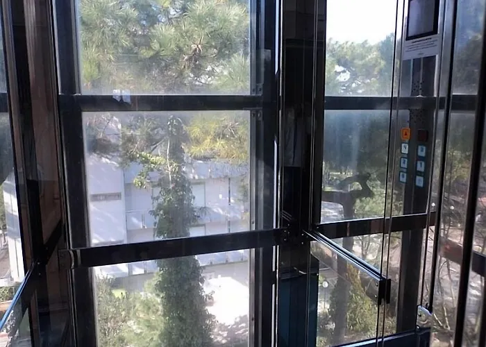 Des Bains 米兰马瑞提那